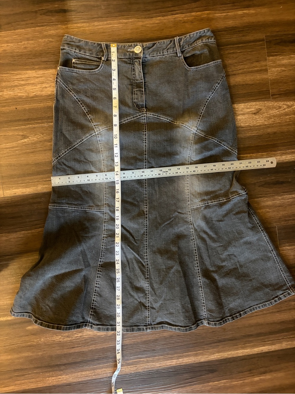 Y2K funky Black Denim Skirt - Picture 9 of 14